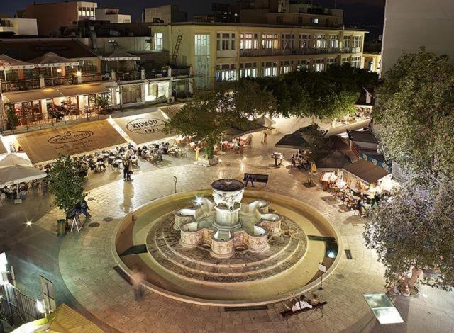 Archipelagos Apt In The Heart Of The City Ираклио Екстериор снимка